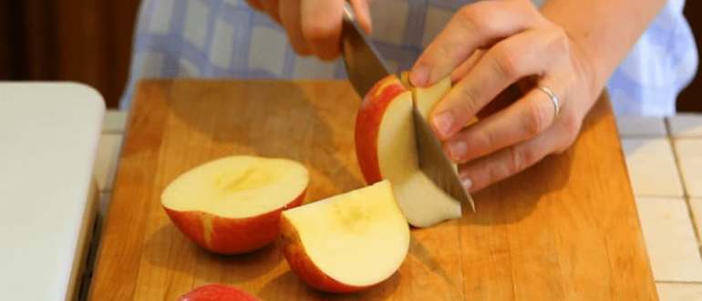 Як приготувати компот з яблук на зиму
